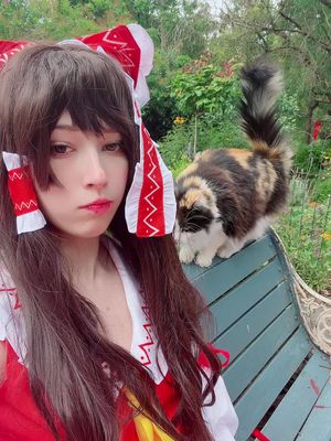 #reimucosplay #touhou #cosplay 